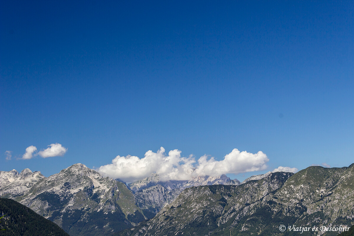 excursion Tolmin en Eslovenia cielo y montañas