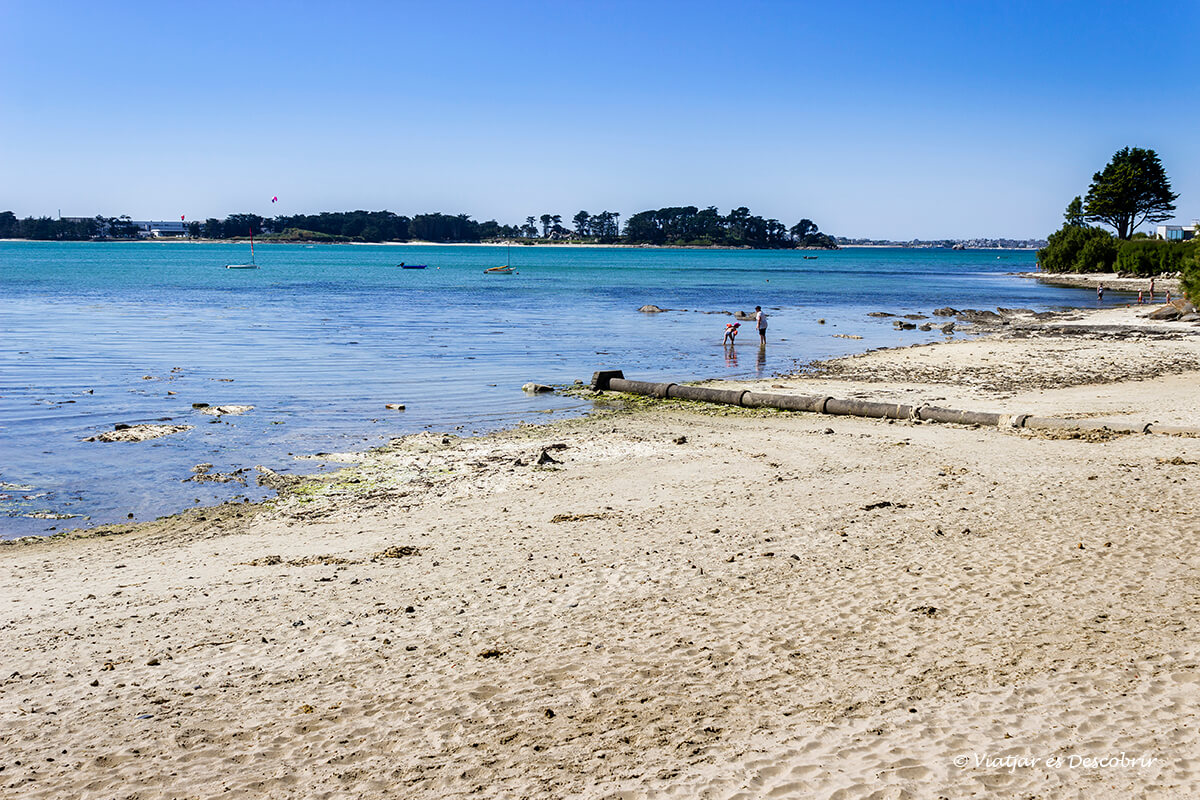 playas del oceano atlantico en la bretaña francesa en bicicleta