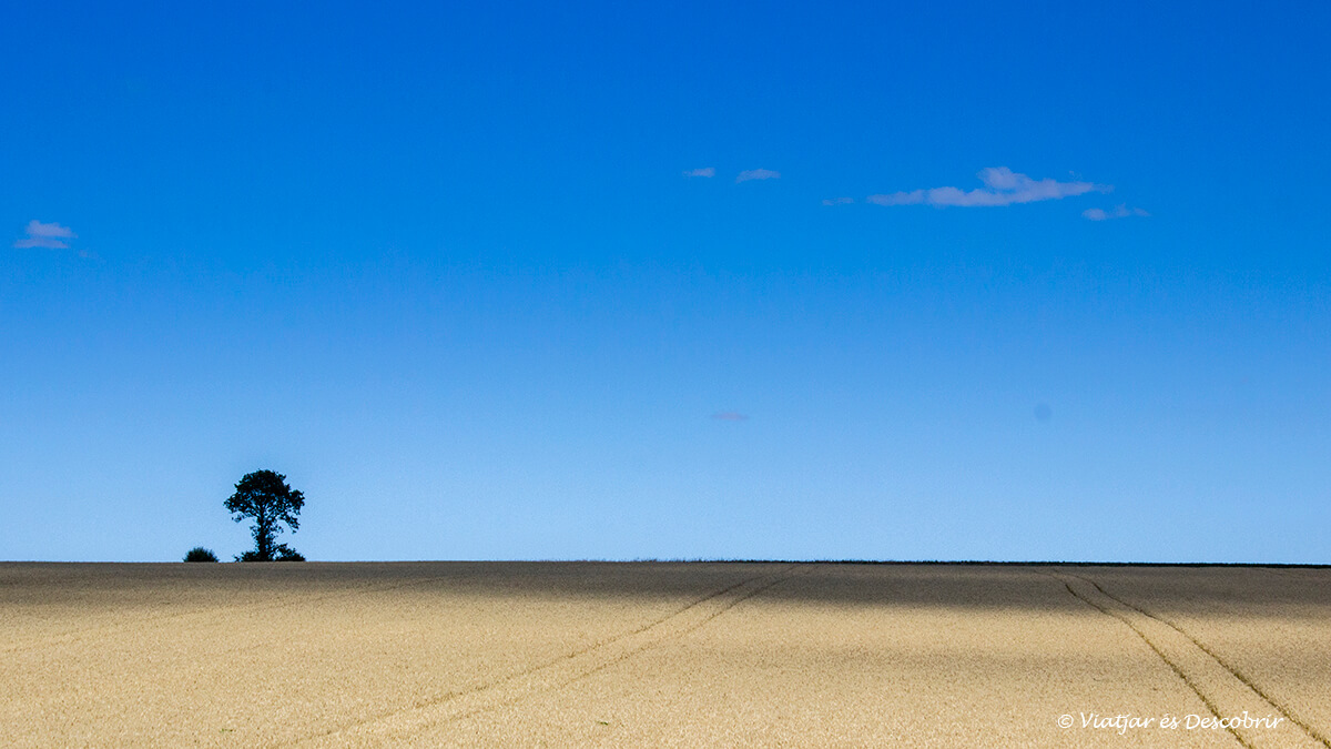 solitud recorriendo la bretaña francesa en bicicleta