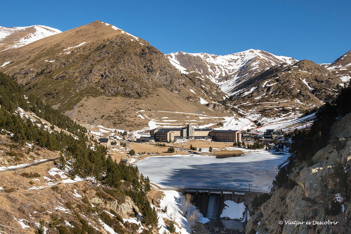 En este momento estás viendo La Vall de Núria: 10 Excursiones para descubrirla