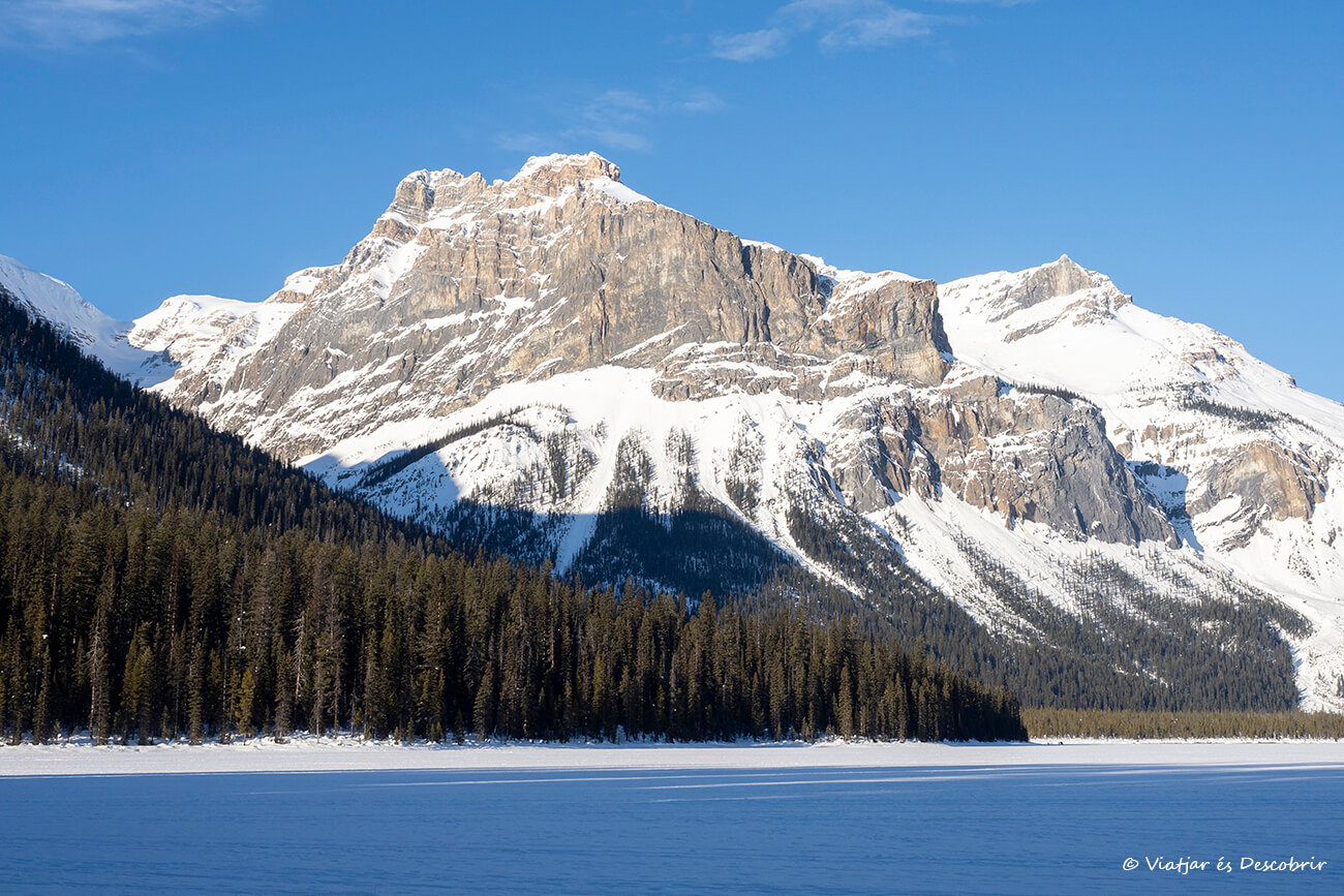 emerald lake congelado