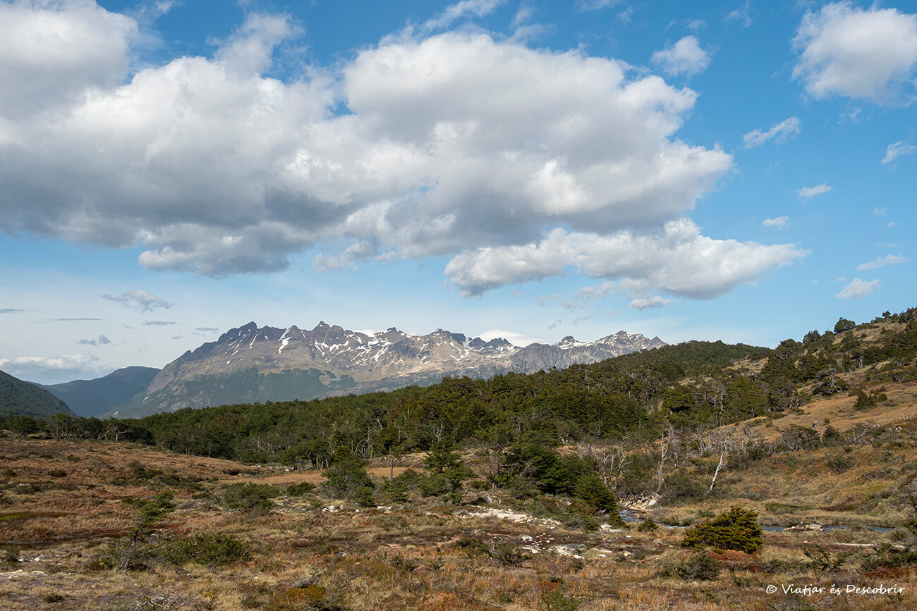 paisaje de los Andes Fueguinos al sur de la Patagonia argentina